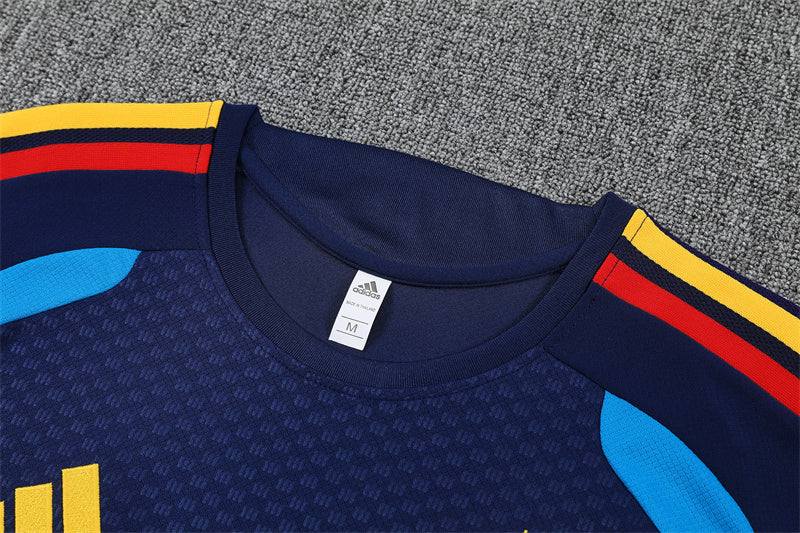 Conjunto Corto España 2025/2026 – Equipación de Entrenamiento Azul Marino