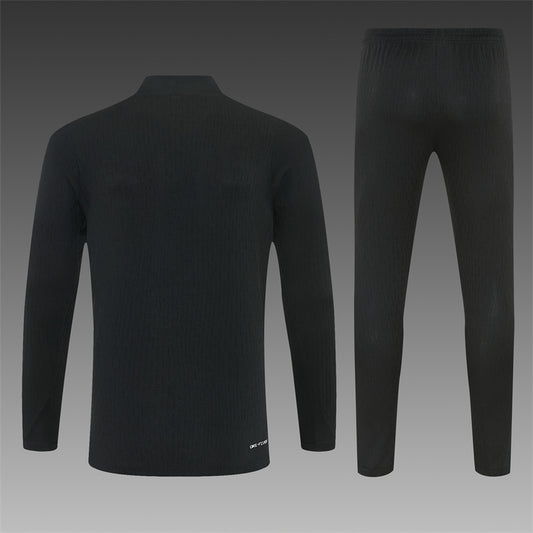 Chándal FC Barcelona 2025/2026 – Entrenamiento Negro con Detalles Azul Eléctrico