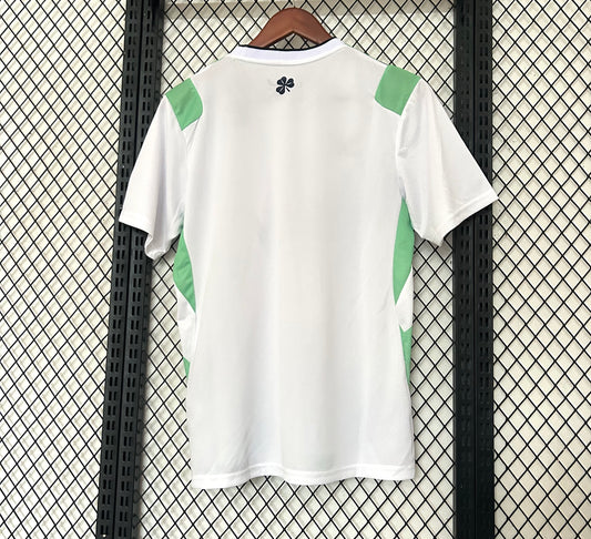 Camiseta Irlanda 2025/2026 Alternativa – Blanca con diseño geométrico