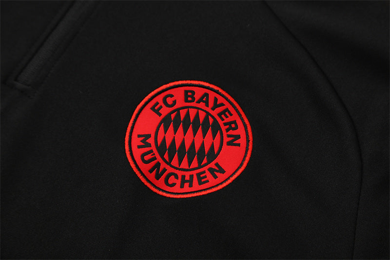 FC BAYERN MÚNICH – CONJUNTO DE ENTRENAMIENTO NEGRO/ROJO 2025/26