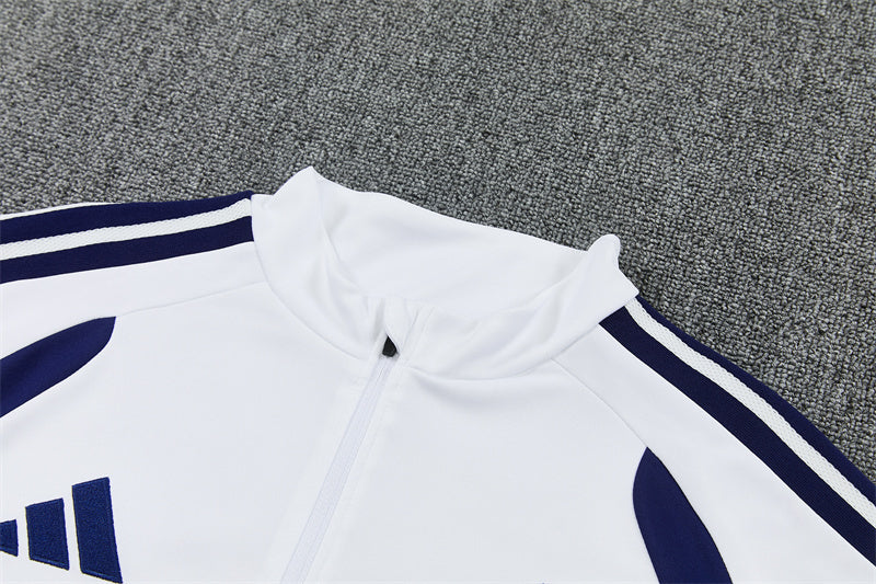 Conjunto Real Madrid 2026/2027 – Blanco Entrenamiento