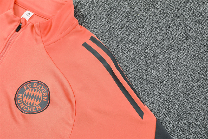 FC BAYERN MÜNCHEN – TRAINING KIT 2025/26
