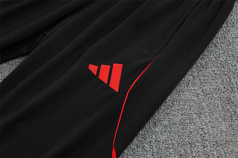 FC BAYERN MÜNCHEN – TRAINING KIT VERDE 2025/26