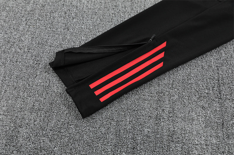 FC BAYERN MÜNCHEN – TRAINING KIT VERDE 2025/26