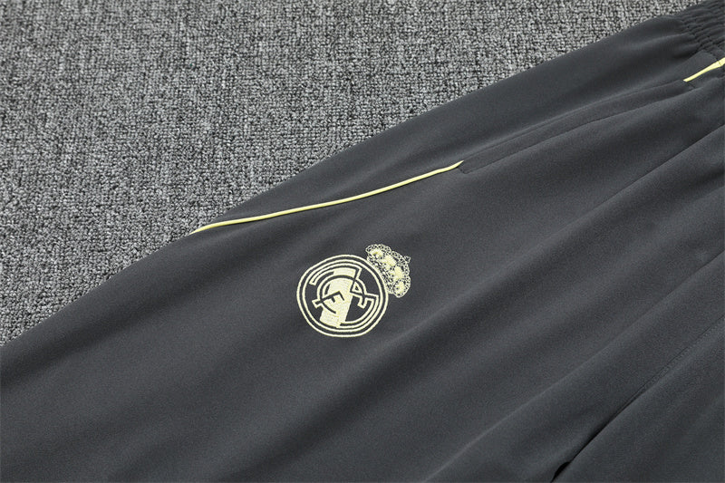 REAL MADRID – CONJUNTO DE ENTRENAMIENTO AMARILLO/GRIS 2025/26