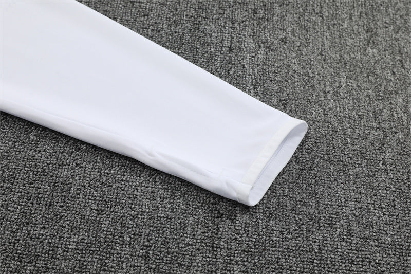 REAL MADRID – KIT DE ENTRENAMIENTO BLANCO 2025/26