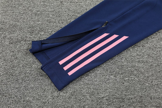 Chándal Oficial Real Madrid 24/25 - Edición Dragón Azul con Detalles en Rosa