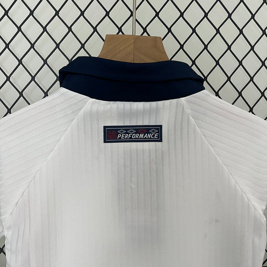 Conjunto Inglaterra Kids Umbro – Home Clásico