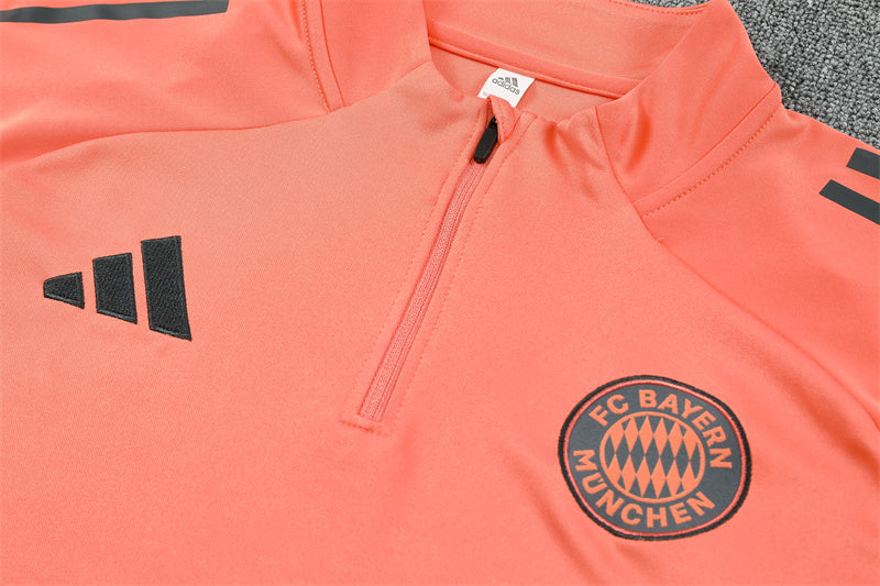 FC BAYERN MÜNCHEN – TRAINING KIT 2025/26