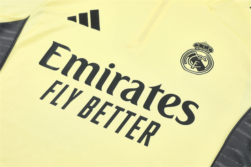 REAL MADRID – CONJUNTO DE ENTRENAMIENTO AMARILLO/GRIS 2025/26