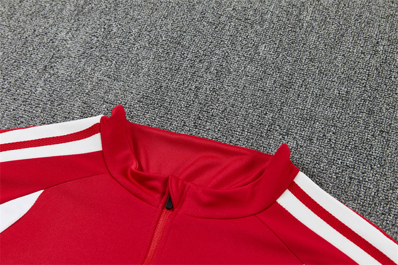 Conjunto España 2026/2027 – Rojo/Negro Entrenamiento