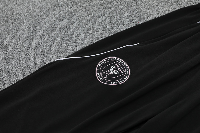 INTER MIAMI – CONJUNTO DE ENTRENAMIENTO ROSA 2025/26