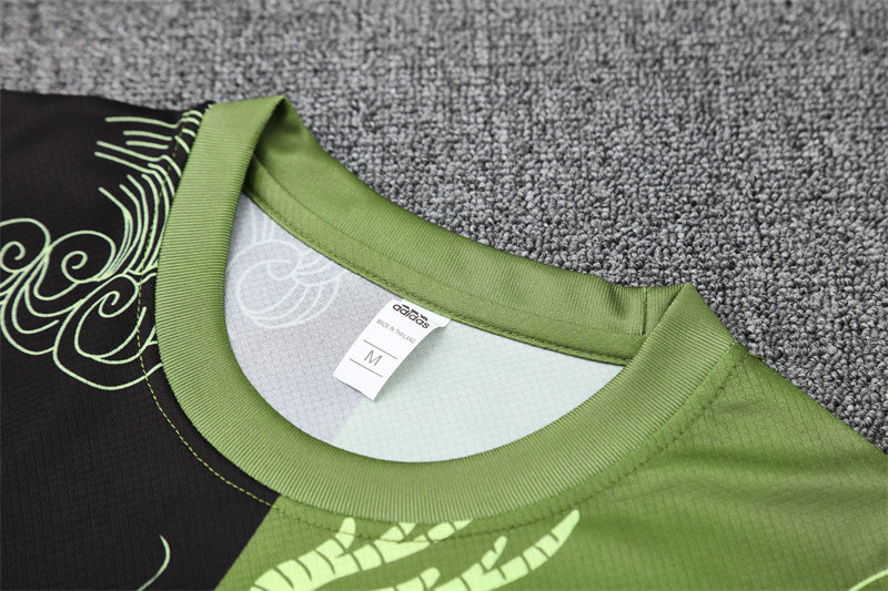 Real Madrid 25/26 - Edición Dragón Verde