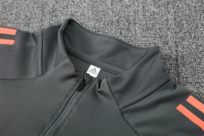 BAYERN MUNICH – KIT DE ENTRENAMIENTO 2025/26