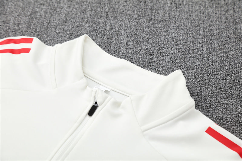 LIVERPOOL FC – KIT DE ENTRENAMIENTO 2025/26