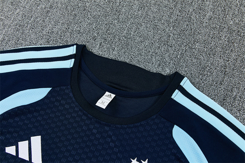 Conjunto Argentina 2025/2026 – Equipación de Entrenamiento Azul Marino