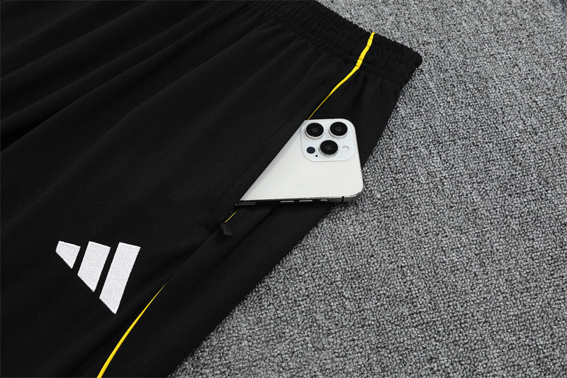 REAL MADRID – CONJUNTO DE ENTRENAMIENTO NEGRO 2025/26