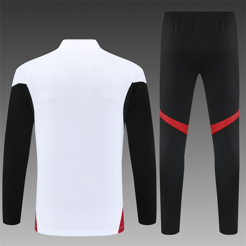 MANCHESTER UNITED – CONJUNTO DE ENTRENAMIENTO ALTERNATIVO 2025/26