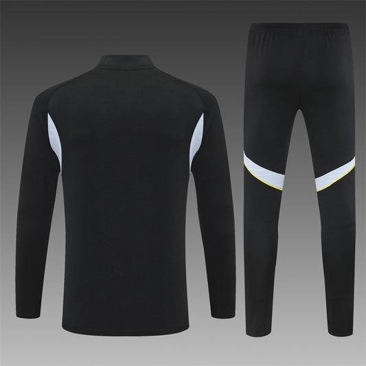 REAL MADRID – CONJUNTO DE ENTRENAMIENTO NEGRO 2025/26