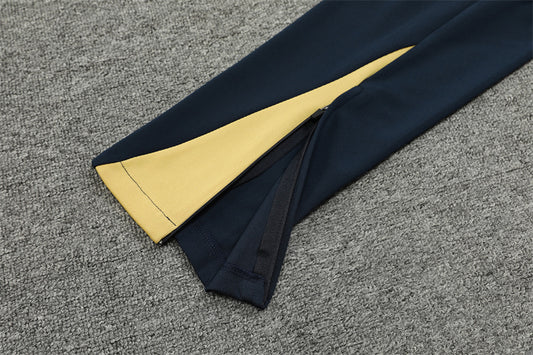 Conjunto Deportivo del FC Barcelona - Edición Especial Azul Marino y Dorado