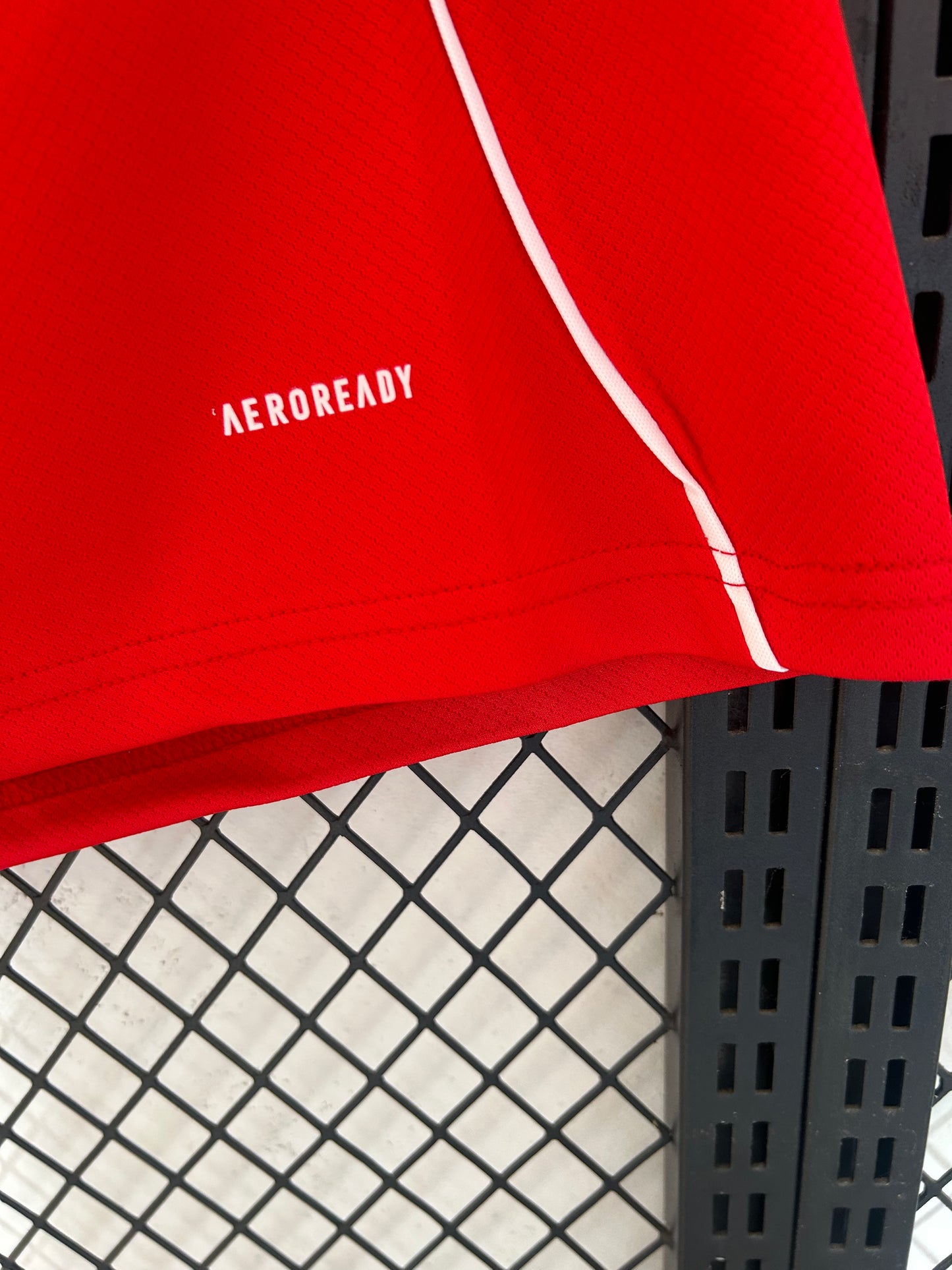 Liverpool 25/26 – Camiseta Titular