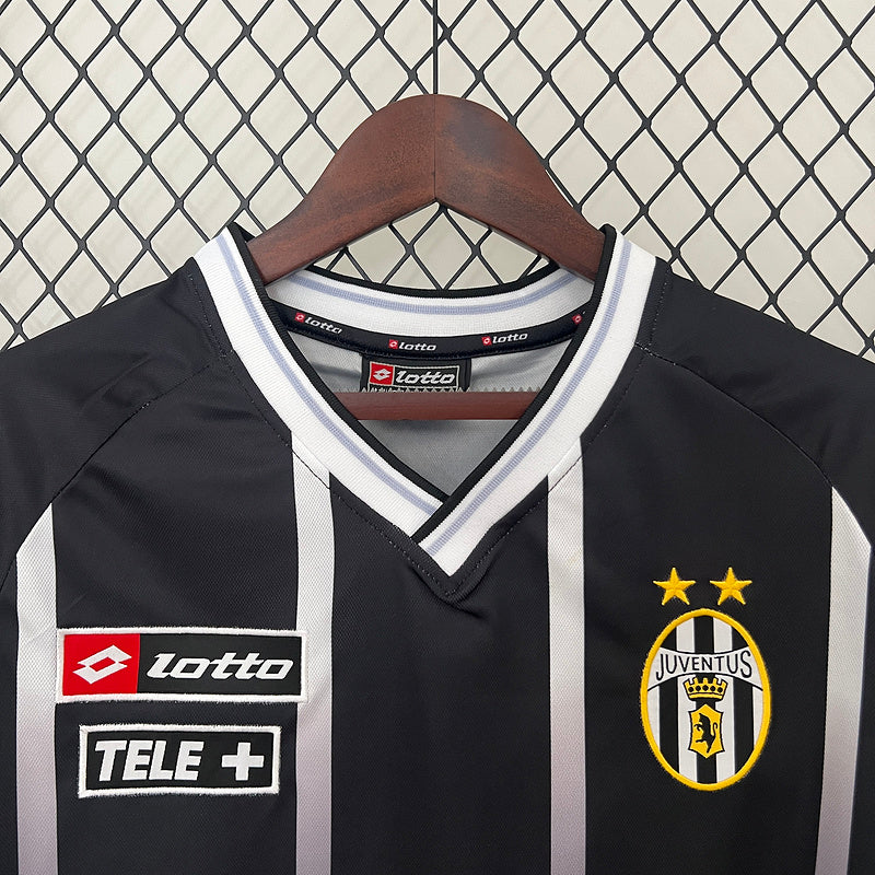 Camiseta Retro Juventus 2001/02 – Primera Equipación