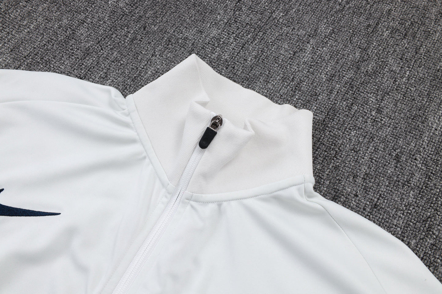 Chándal Inter de Milán 2025/2026 – Blanco y Azul Marino