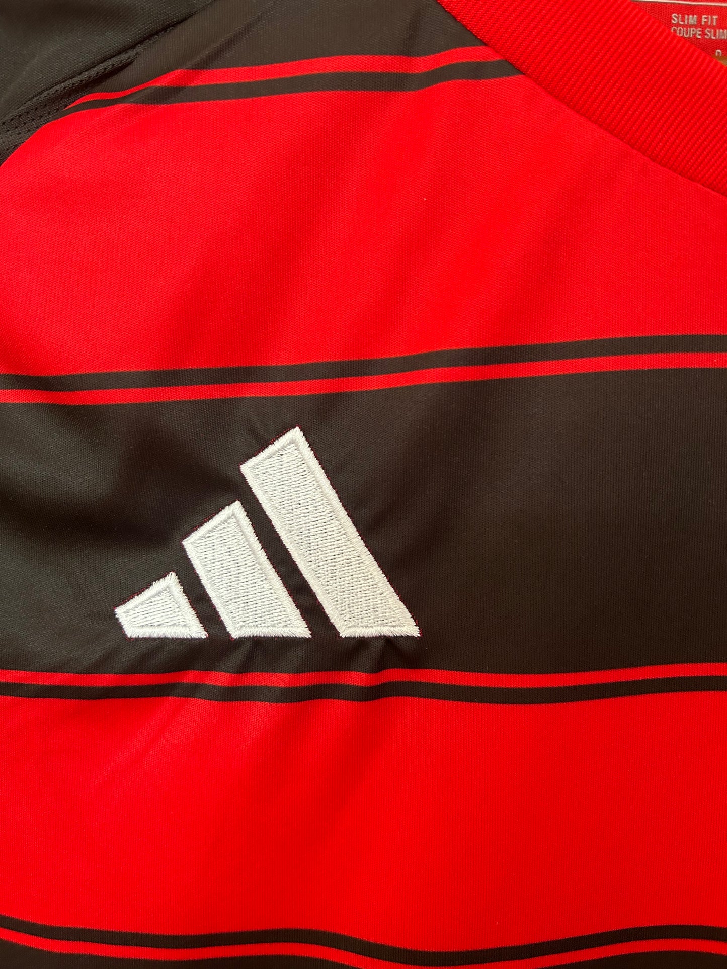 CAMISETA FLAMENGO 25/26 – “RAZA & GLORIA”