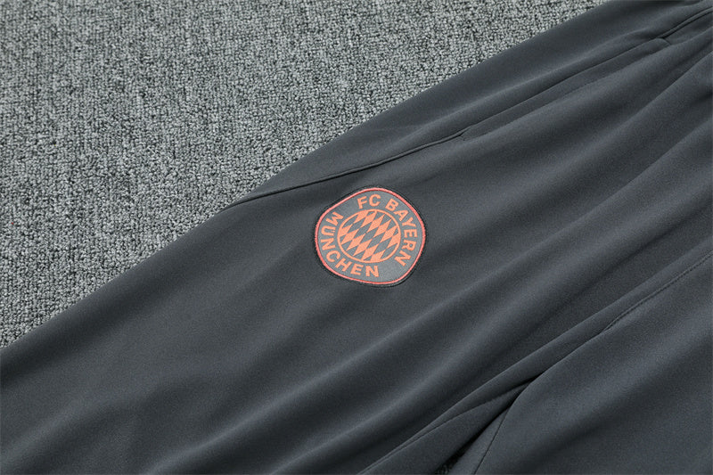 FC BAYERN MÜNCHEN – TRAINING KIT 2025/26