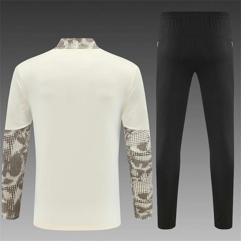 PSV EINDHOVEN – KIT DE ENTRENAMIENTO 2025/26