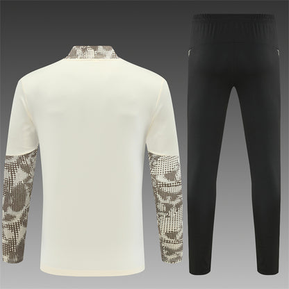 PSV EINDHOVEN – KIT DE ENTRENAMIENTO 2025/26