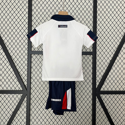 Conjunto Inglaterra Kids Umbro – Home Clásico