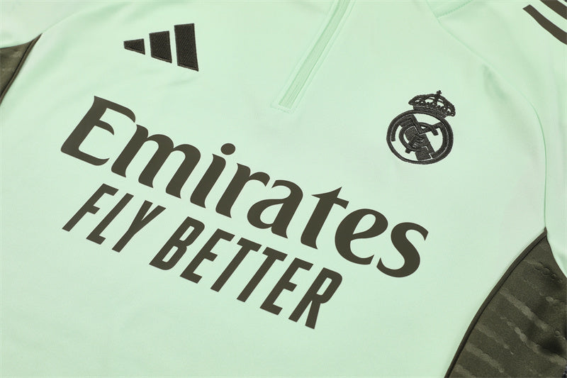 REAL MADRID – KIT DE ENTRENAMIENTO 2025/26