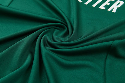 Conjunto Real Madrid 2026/2027 – Verde/Beige Entrenamiento