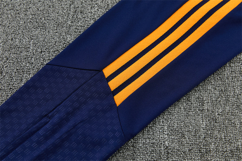 Chándal Real Madrid Azul Marino, Naranja y Blanco – Adidas – Conjunto de Entrenamiento