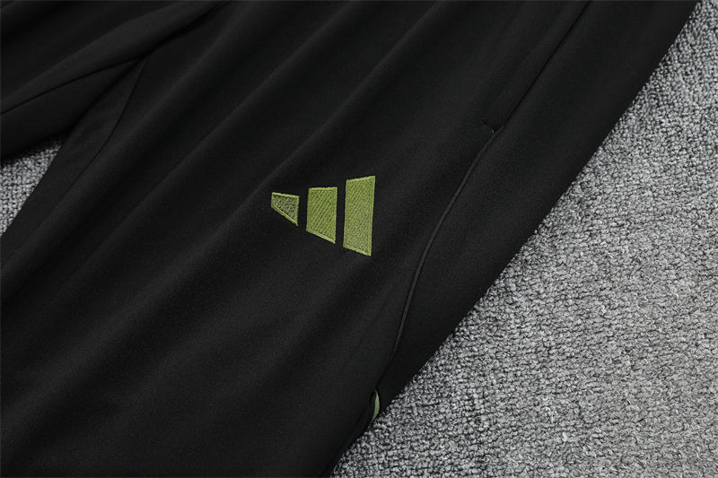 REAL MADRID – KIT DE ENTRENAMIENTO 2025/26