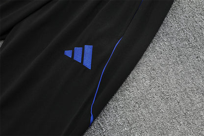 REAL MADRID – KIT DE ENTRENAMIENTO 2025/26