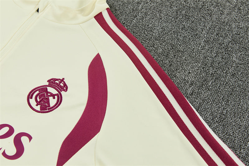 Chándal Real Madrid Entrenamiento 2026/27 – Blanco Crema y Rosa