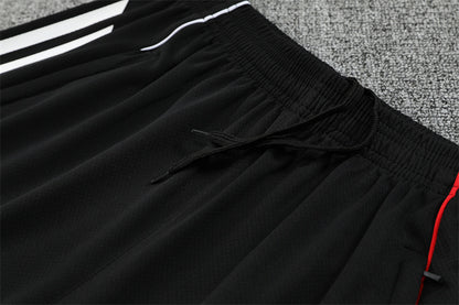 Ajax 25/26 – Blanco con detalles rojo y negro