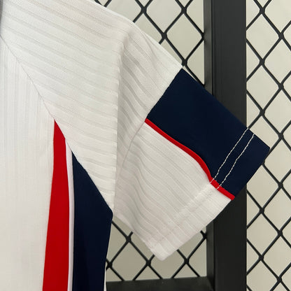 Conjunto Inglaterra Kids Umbro – Home Clásico