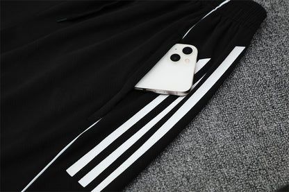 Set Oficial Japón Segunda Equipación 25/26 – Minimalismo Nipón, Máxima Precisión