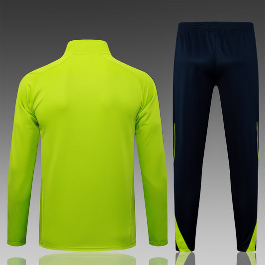 Chándal Real Madrid 2025/2026 – Verde Lima con Azul Marino