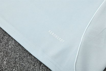 Set Oficial Japón Segunda Equipación 25/26 – Minimalismo Nipón, Máxima Precisión