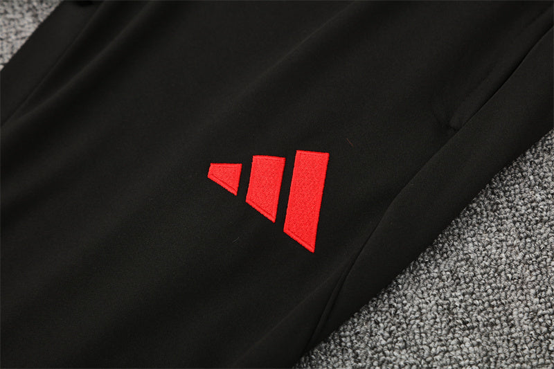 Liverpool Training Set 2025/26