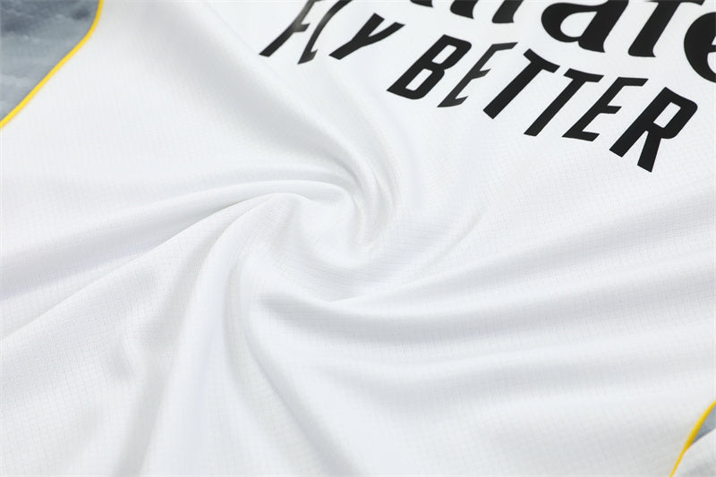 Real Madrid 25/26 Local – Tradición Blanca con Toques Modernos