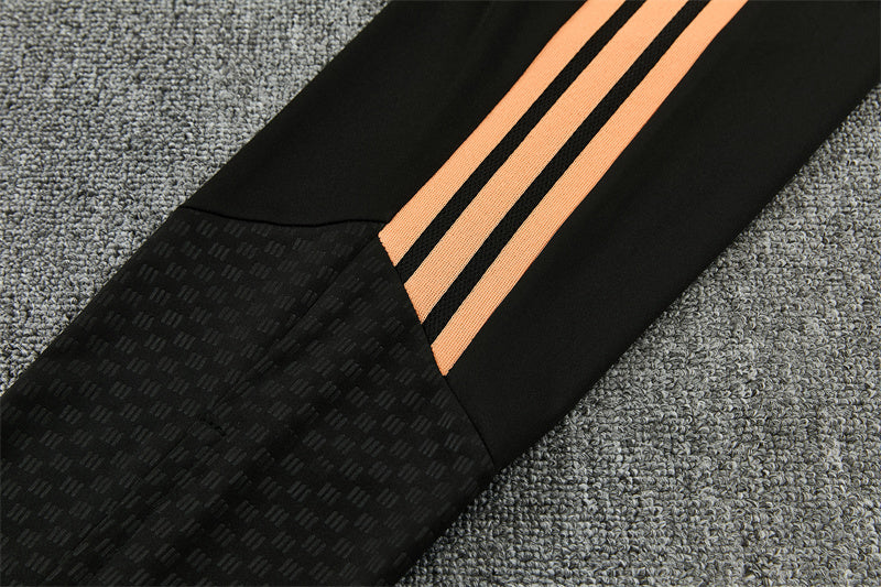 Chándal Arsenal Naranja y Negro 2026/27 – Adidas – Conjunto de Entrenamiento