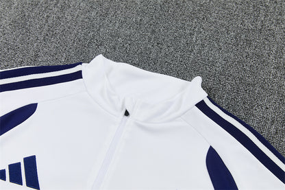 Conjunto Real Madrid 2026/2027 – Blanco Entrenamiento