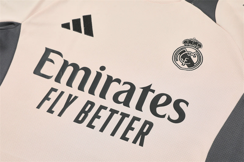Conjunto Real Madrid 24/25 – Edición Especial Ivory & Grey