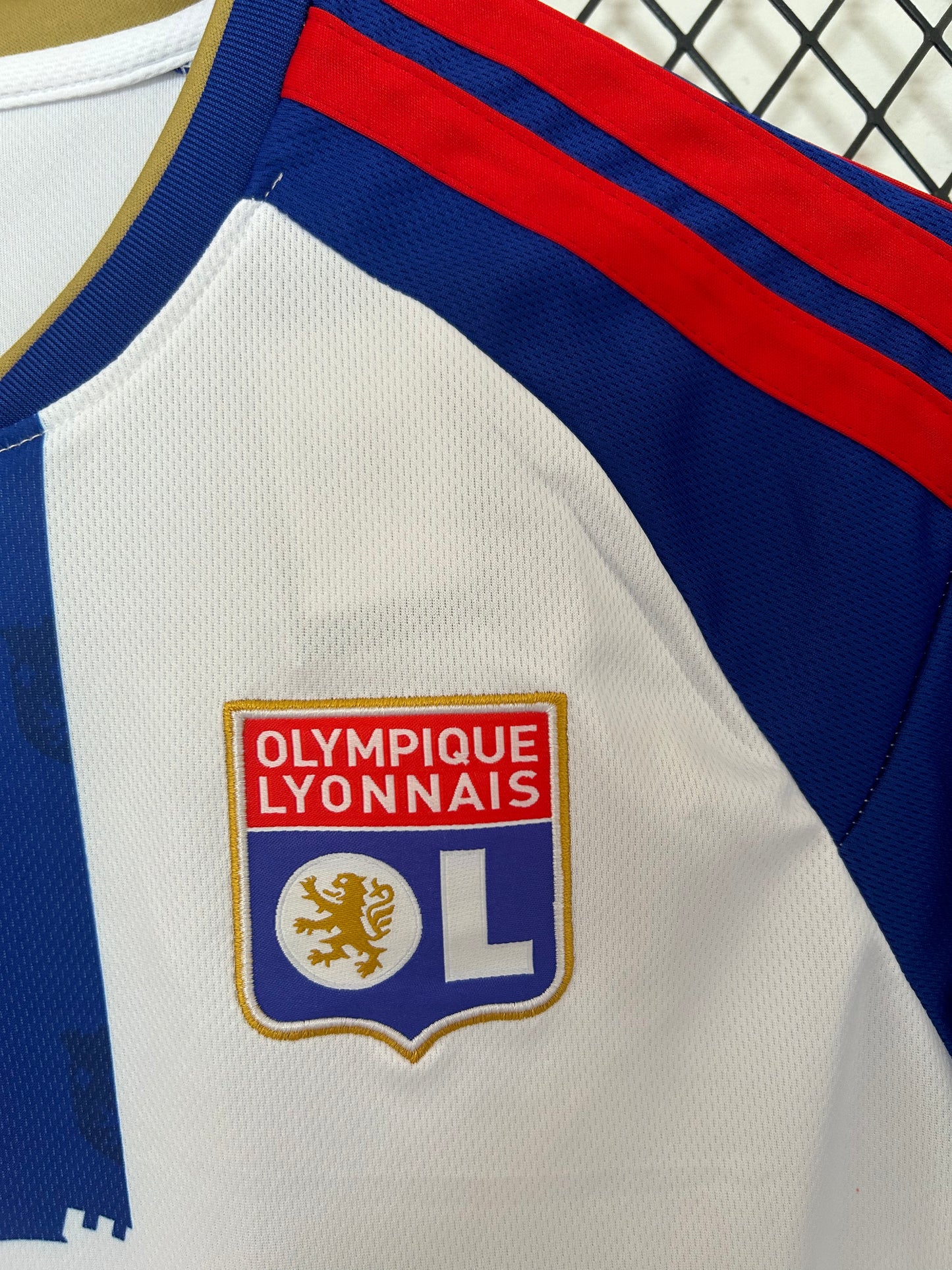 Camiseta Olympique de Lyon Local 26/27 – Adidas