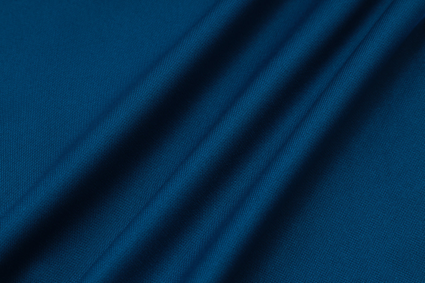 Chándal Juventus FC 2025/2026 – Azul Marino con Detalles Amarillos